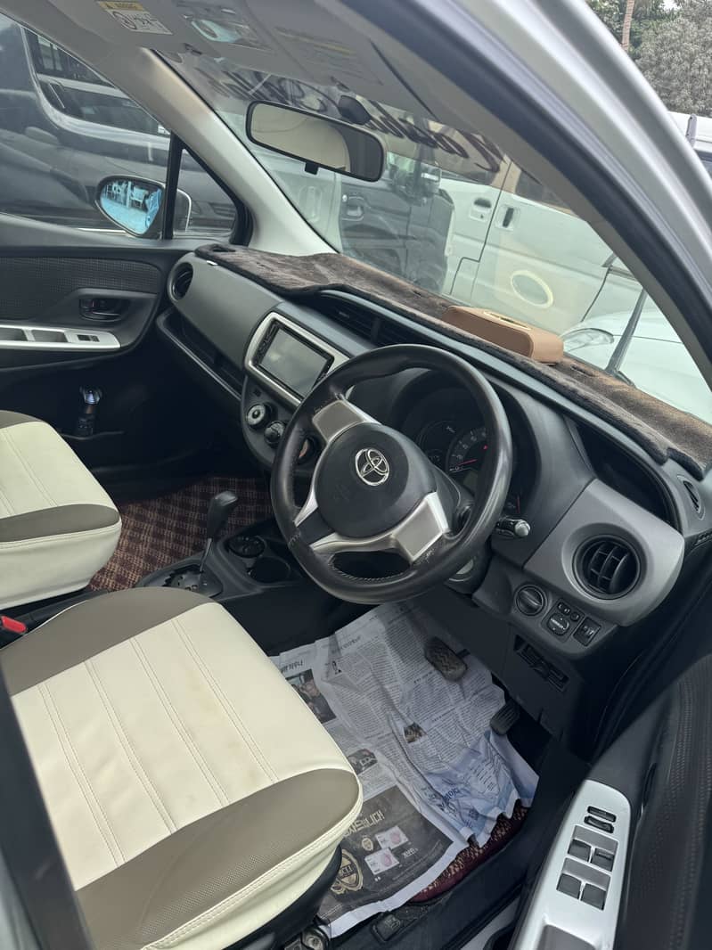 Toyota Vitz 2014 5
