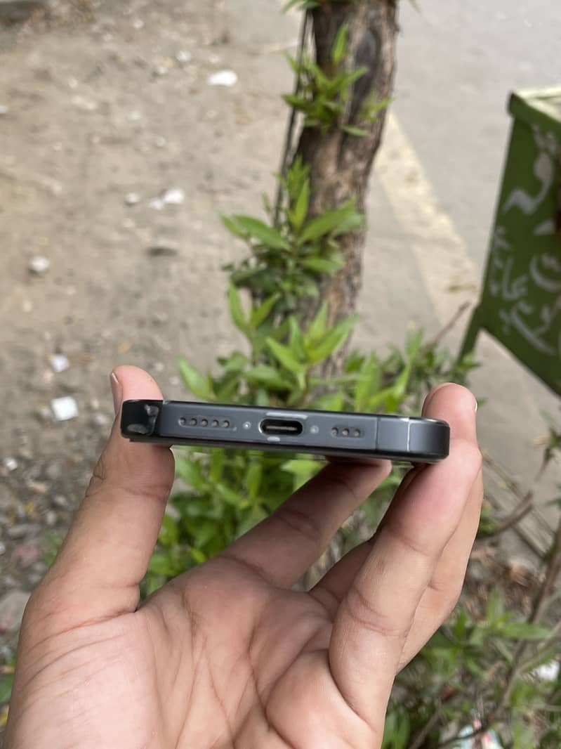 Apple iPhone 15 Pro 5