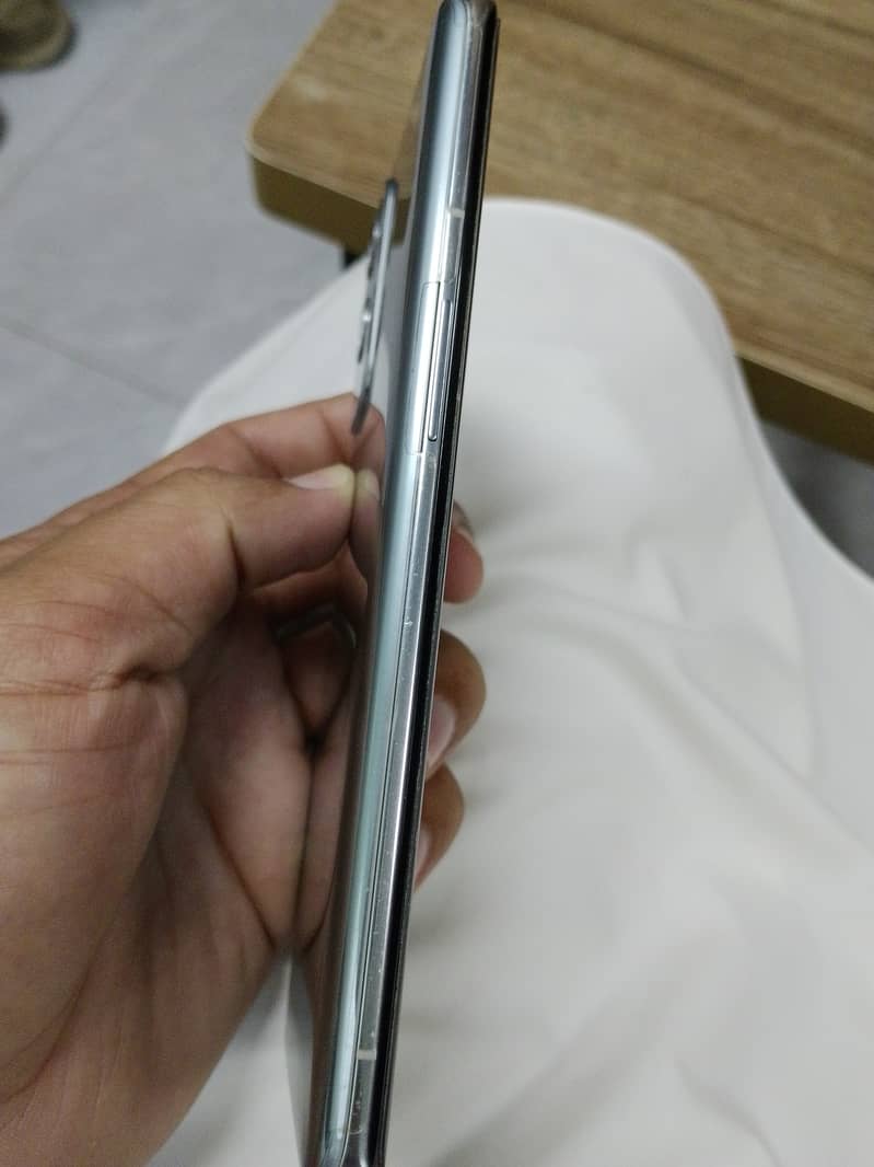 One Plus 9 Pro 0