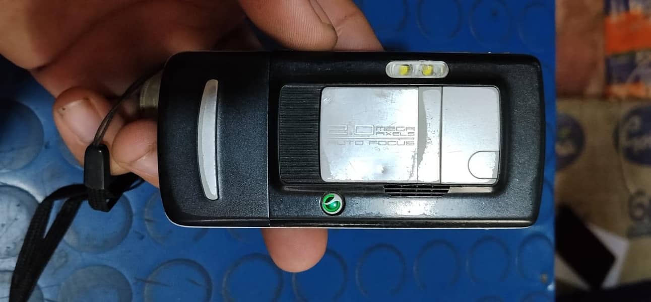 Sony Ericsson K750 6