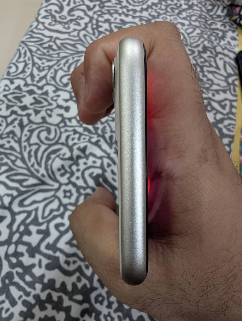 iPhone 11 128gb 6