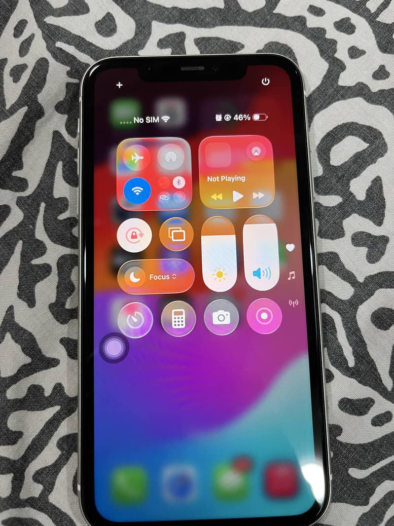 iPhone 11 128gb 8