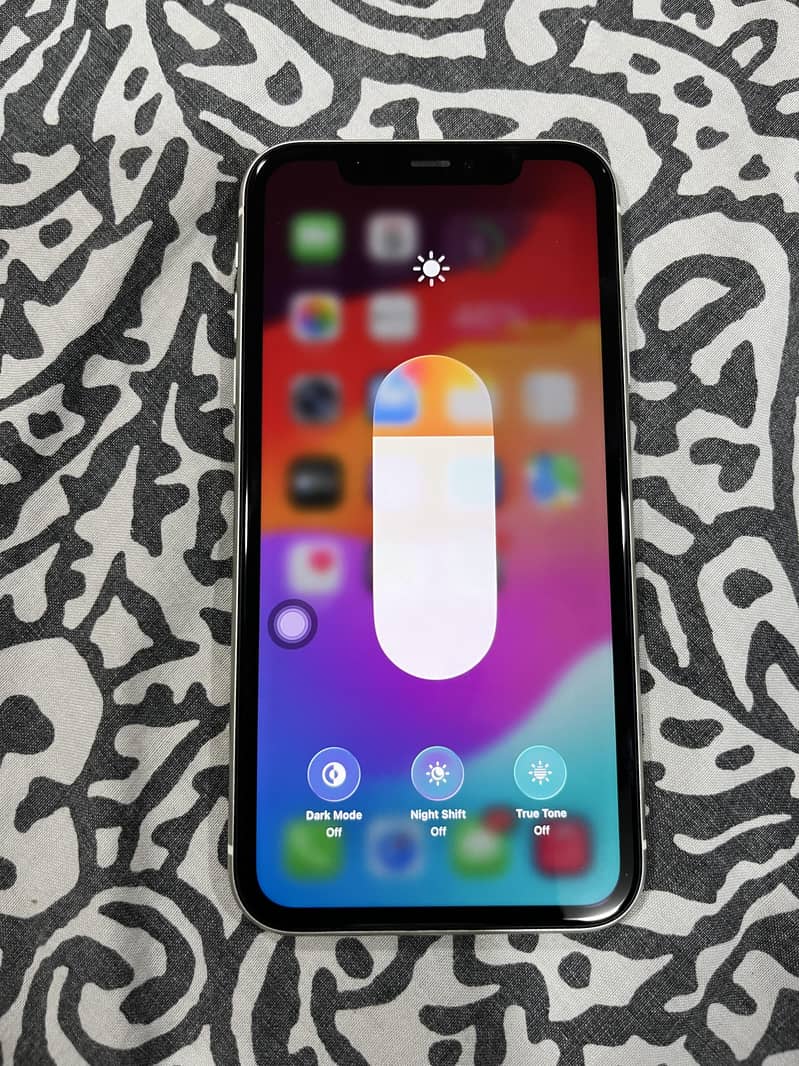 iPhone 11 128gb 9