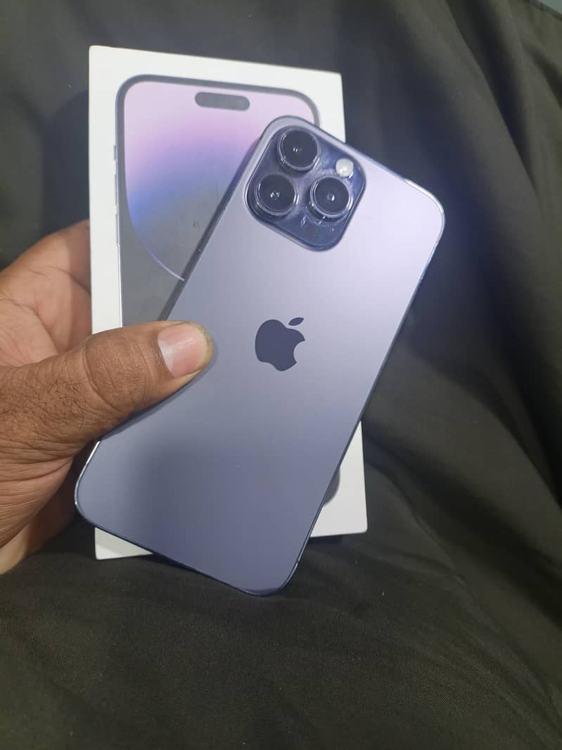 Apple iPhone 14 Pro Max 1