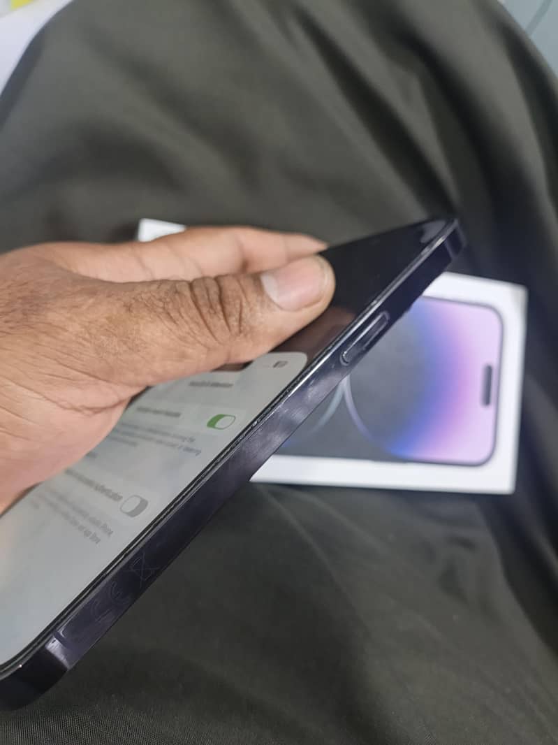 Apple iPhone 14 Pro Max 3