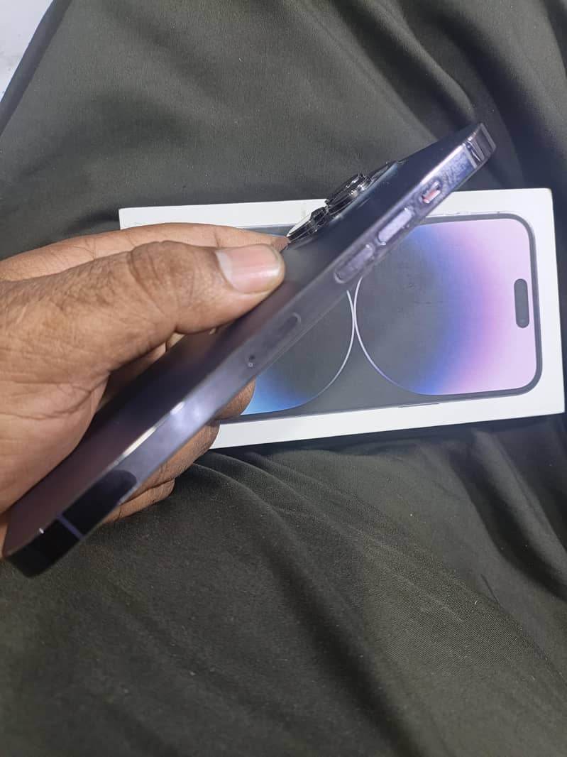 Apple iPhone 14 Pro Max 4
