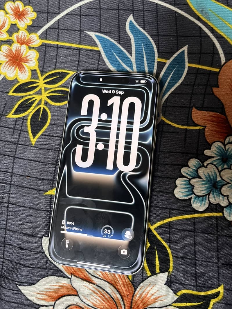 iPhone 17 Pro Max jv silver 2