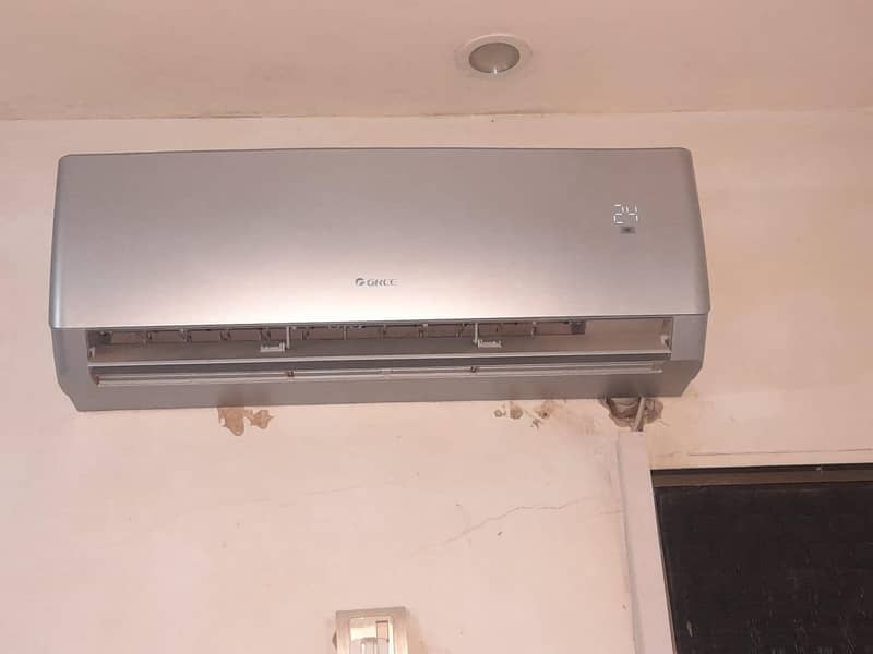 gree ac new condition 4