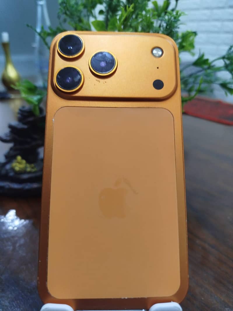 Apple iPhone XR convert 17 pro 2