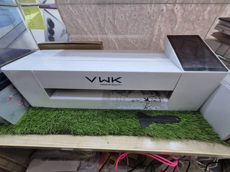 VWK Skin Cutting Machine 1