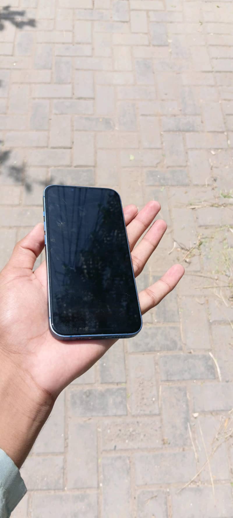 Apple iPhone 13 3