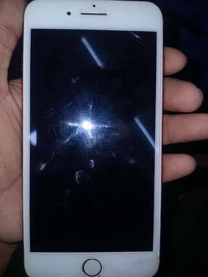 Apple iPhone 7 Plus 2