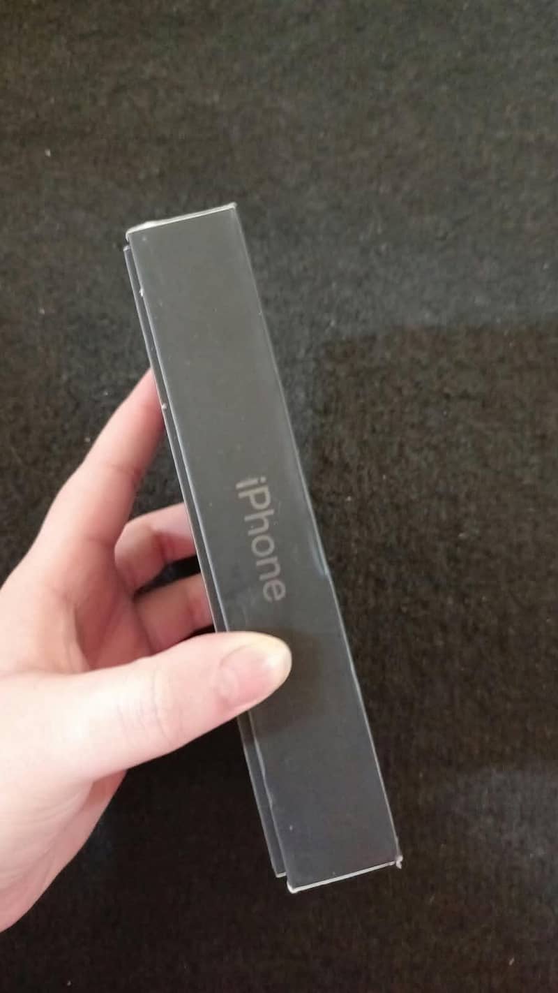 Apple iPhone 12 Pro 8