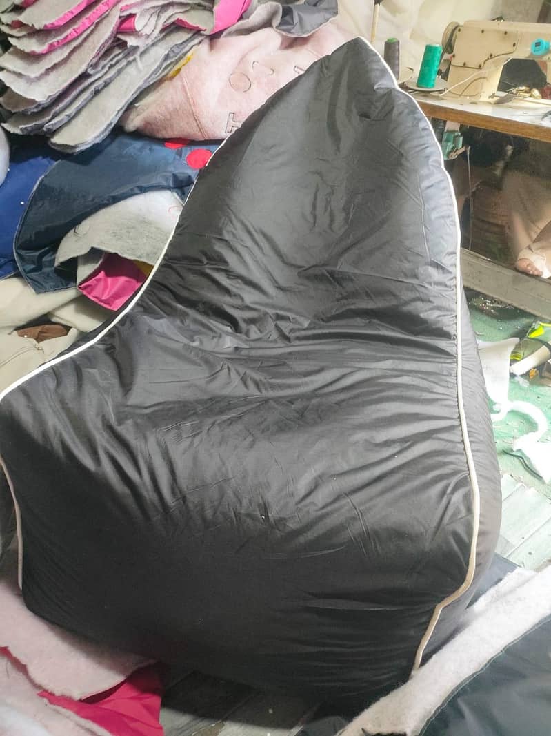 BEAN BAGS 4