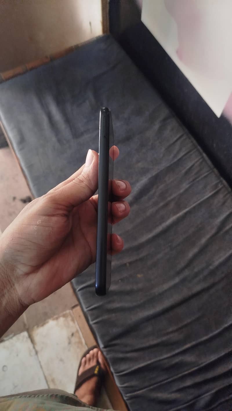 Samsung Mobile A24 3