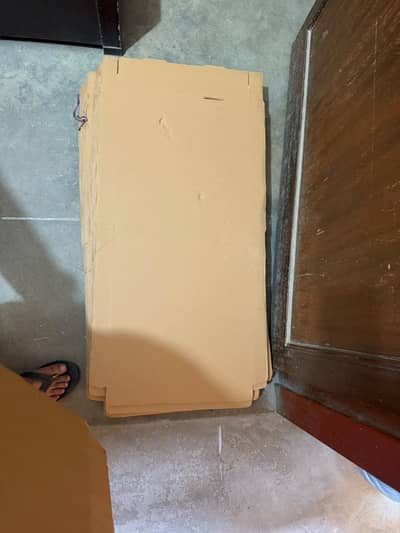 Piza Dilivery Box. Sinrey Dilivry box