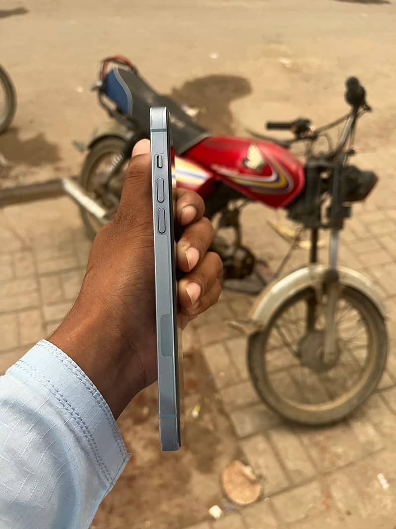 Apple iPhone 14 plus 6