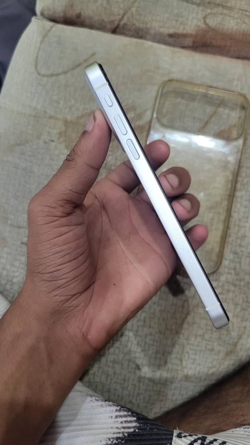 Apple iPhone XR 1