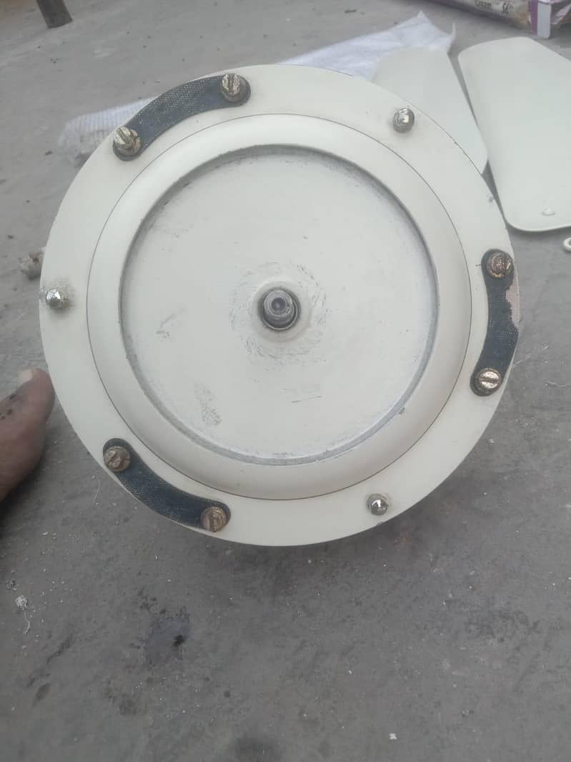 ceiling fane 0