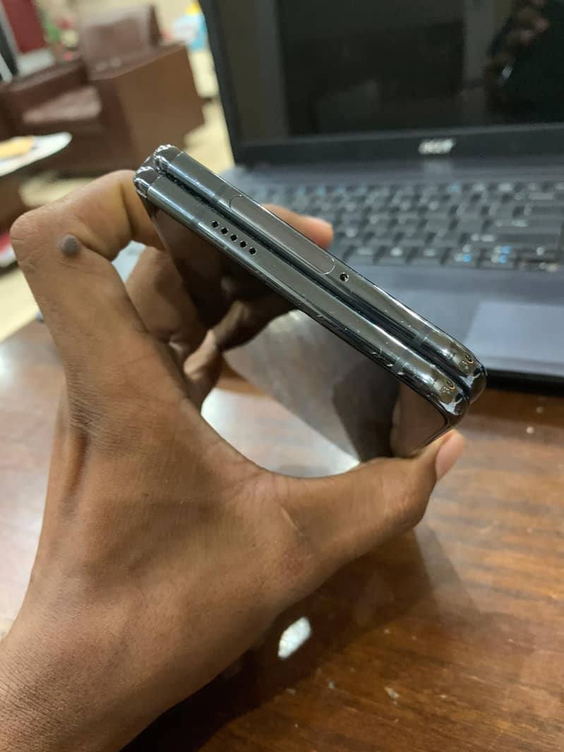 Google Pixel Fold 2