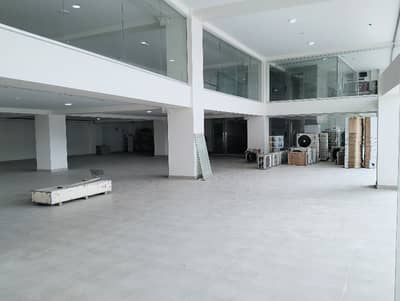 32 MARLA BRAND NEW SHOP