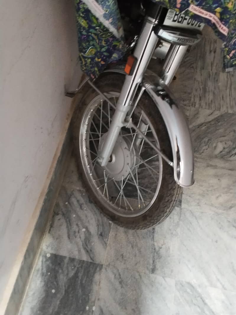 HONDA CG125 1
