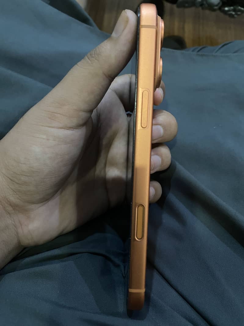 Apple iPhone 17 Pro Max 3