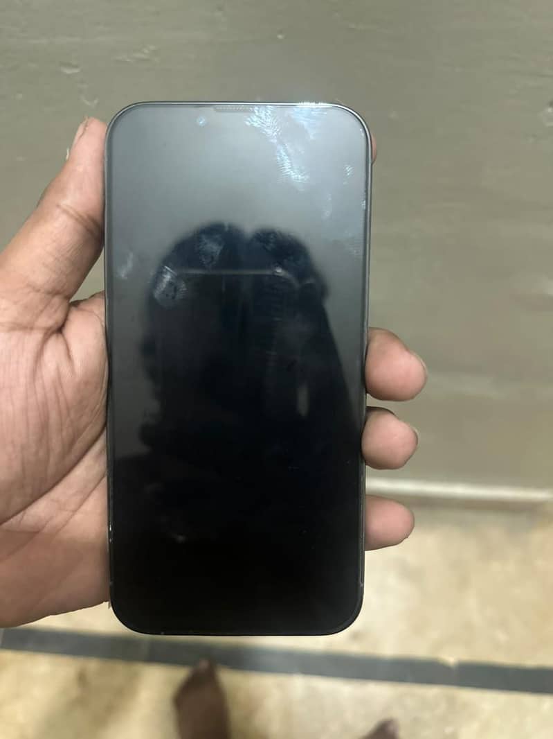 Apple iPhone 13 Pro 3