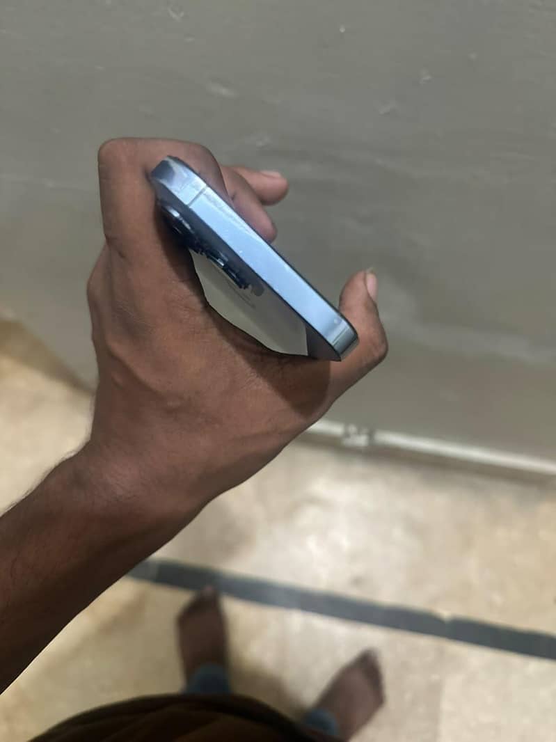Apple iPhone 13 Pro 5