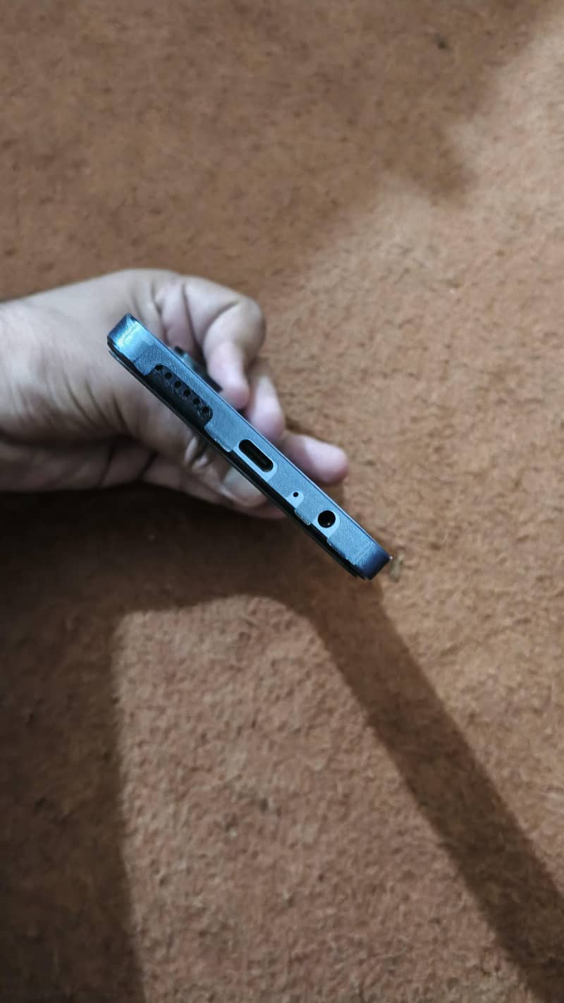 Tecno CAMON 20 2