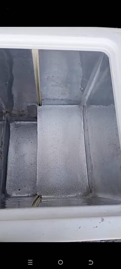 Twin Door dawlance freezer