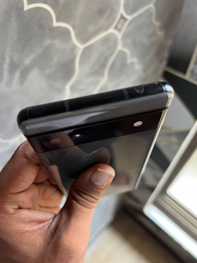 Google Pixel 6a 1