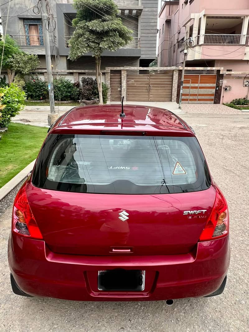 Suzuki Swift 2015 5