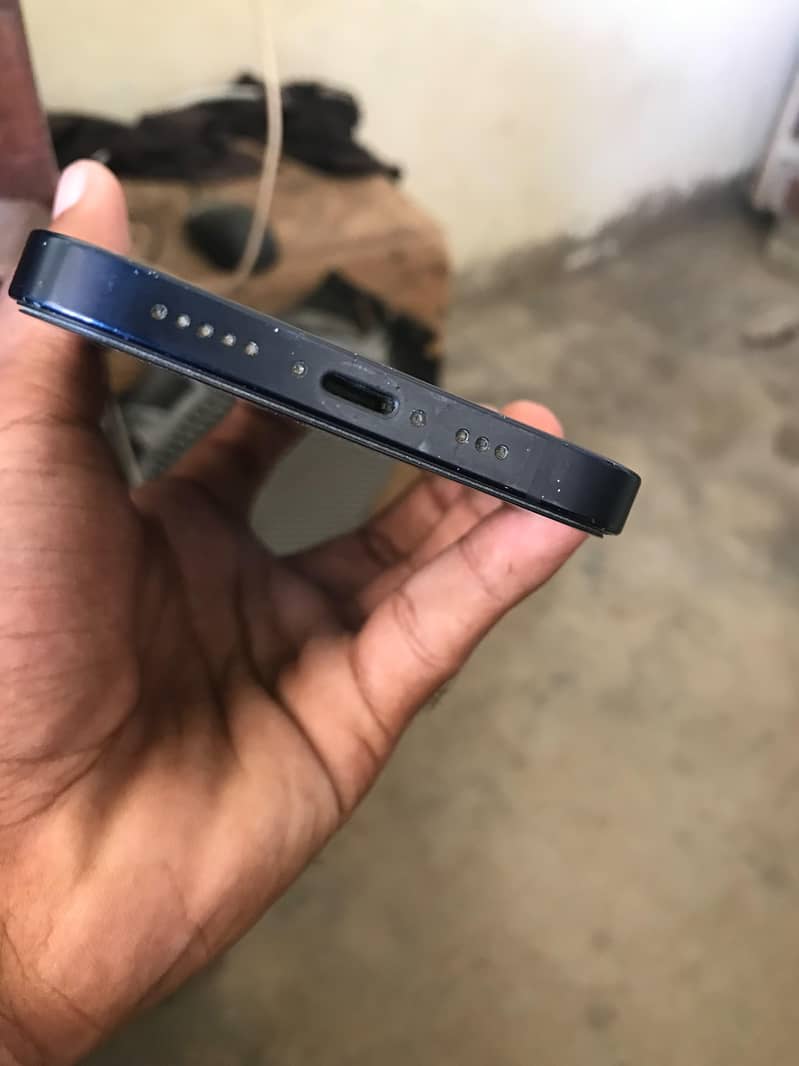 Apple iPhone 11 2