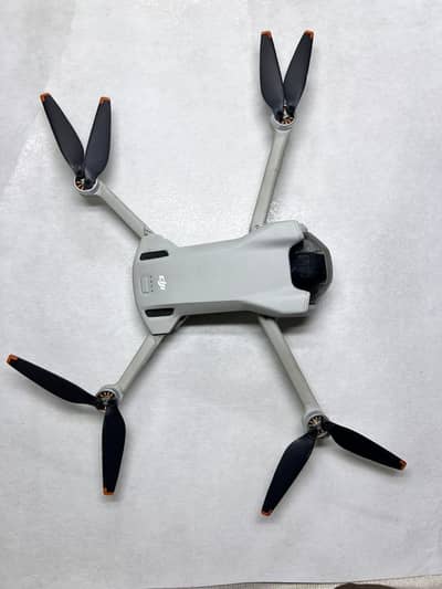DJI Mini 3 Fly More Combo | 3 Batteries | RC-N1 | Original DJI