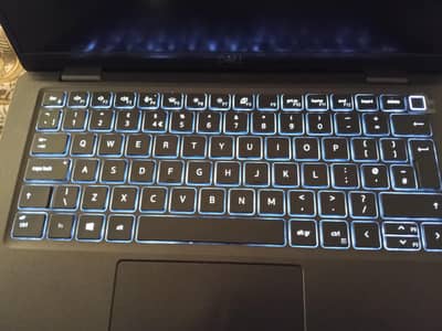 Dell laptop for sale. i7 11 gen. 16 256