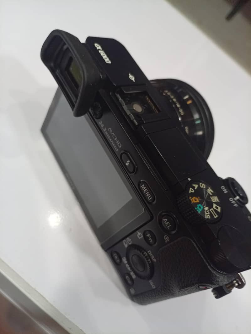 Sony A6000 2