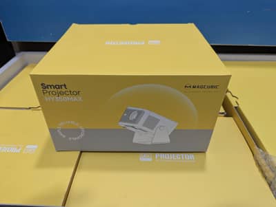 Magcubic HY350MAX 600 ANSI Andriod projector