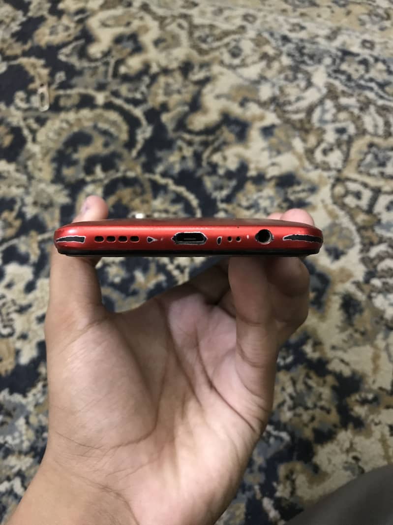 Realme C3 6