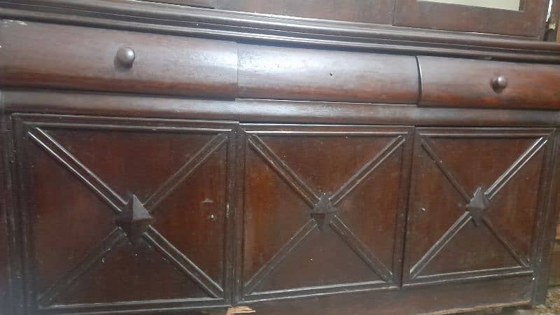 Kitchen cupboard 6