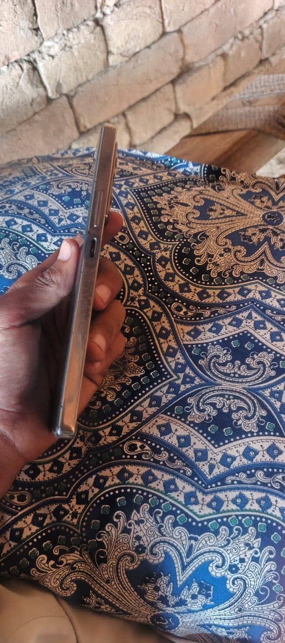 Infinix Note 40 1