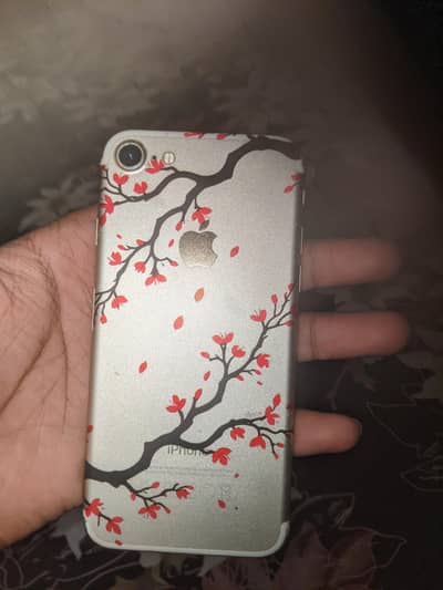 Apple iPhone 7