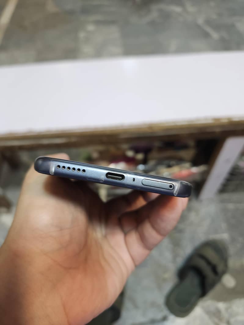 infinix note edge 5g 3