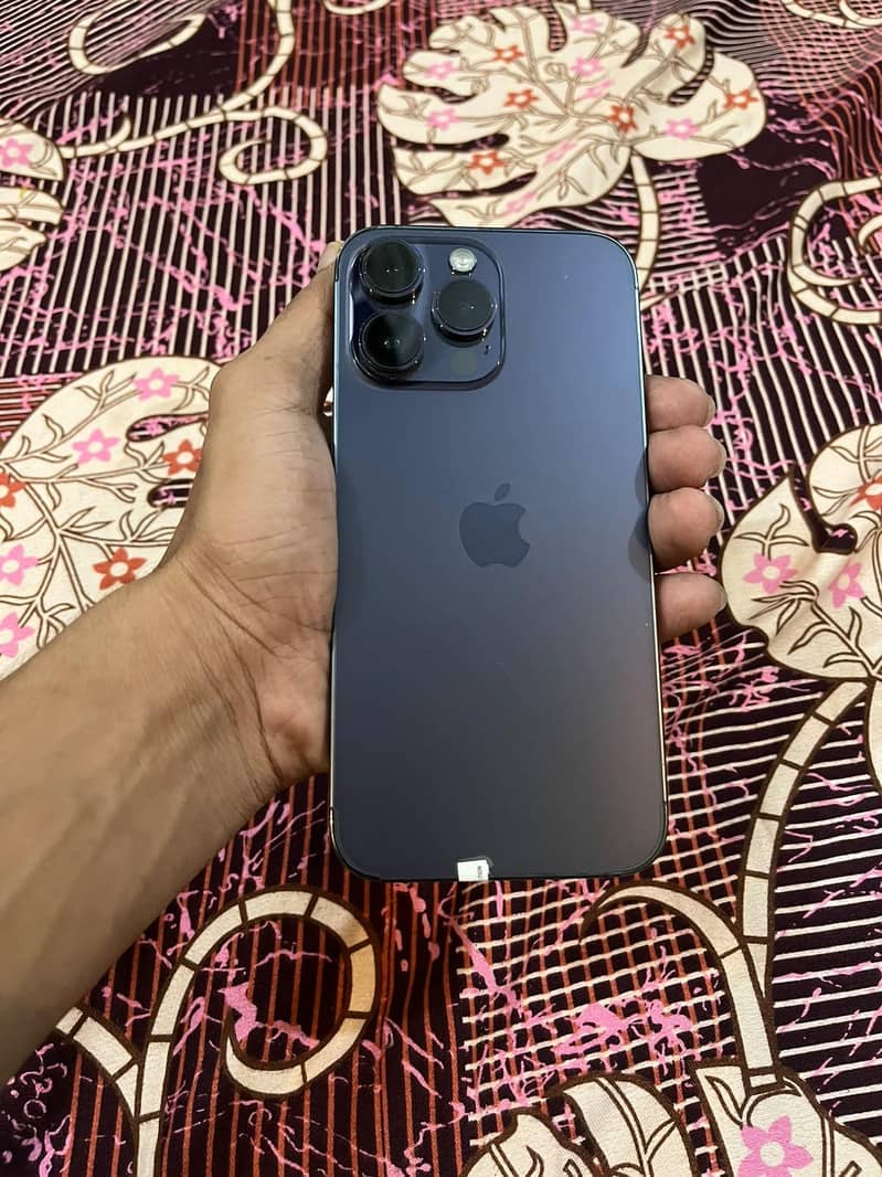 Apple iPhone 14 Pro Max 6