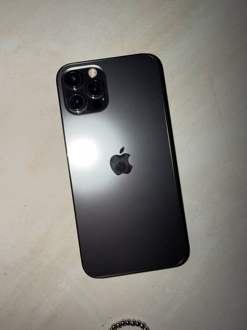 Apple iPhone 12 Pro 2