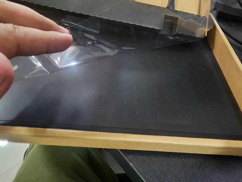 One by Wacom Tablet - CTL-672 6