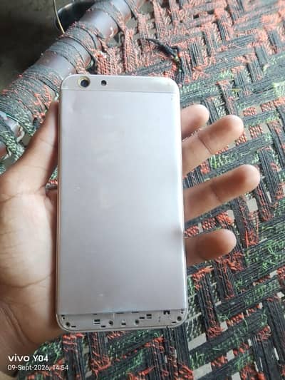 OPPO F1