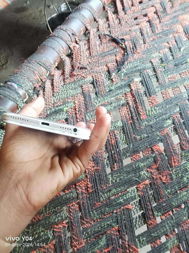 OPPO F1 3