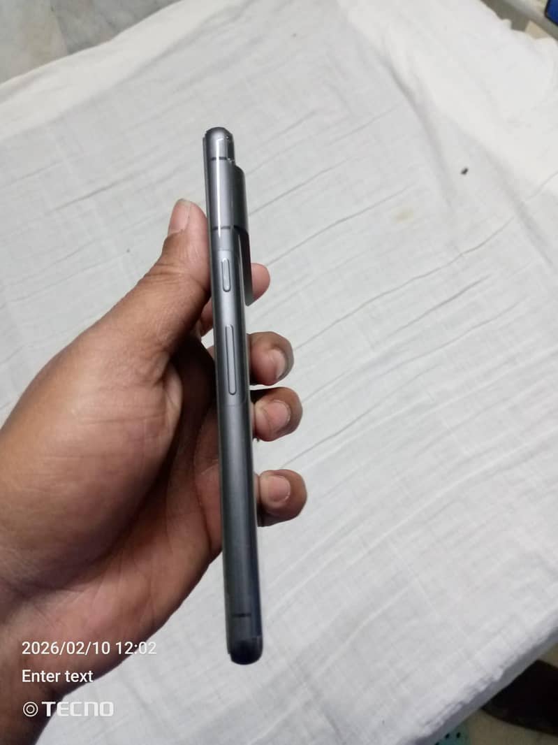 Google Pixel 7 5
