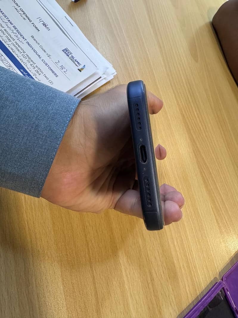 Apple iPhone 17 Pro Max 5